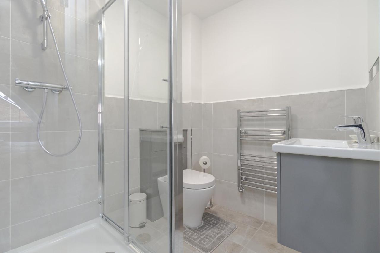 Unique! Stunning 3-Bed Penthouse Flat - 2 Floors - Sleeps 8 - Free Parking Apartamento Coventry Exterior foto